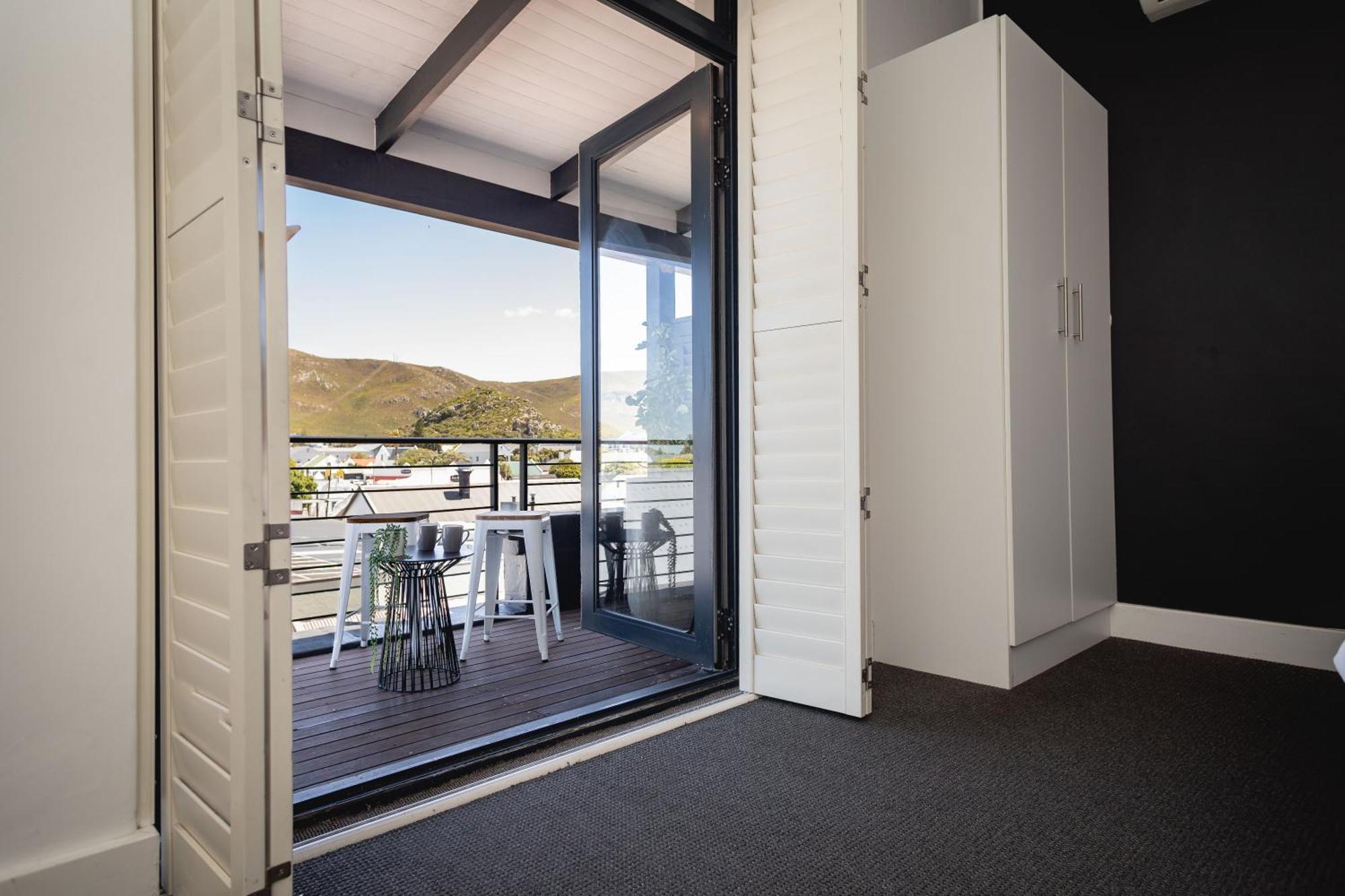 Central Mountain View Apartment, Hermanus Waterfront Exteriör bild