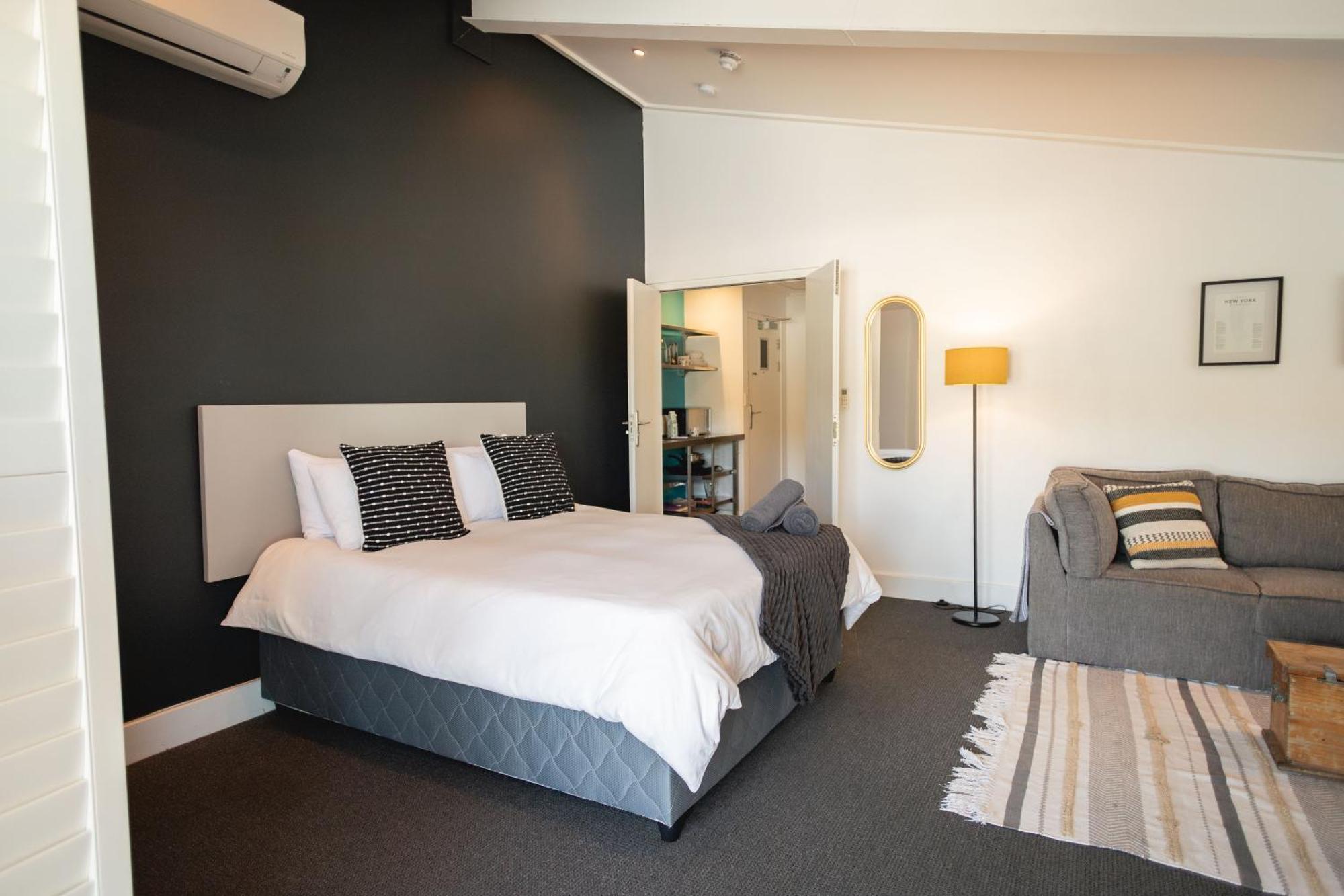 Central Mountain View Apartment, Hermanus Waterfront Exteriör bild