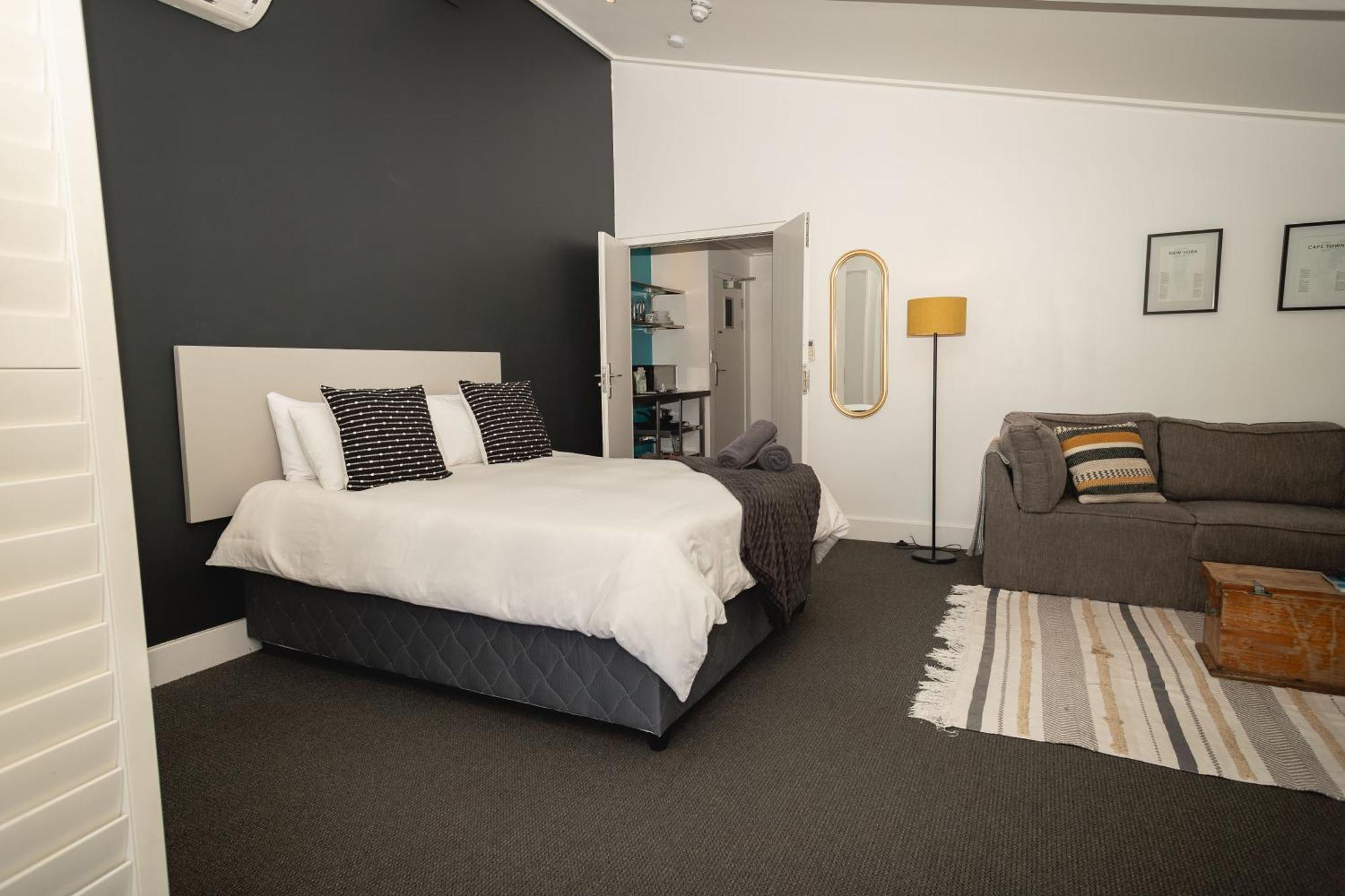 Central Mountain View Apartment, Hermanus Waterfront Exteriör bild